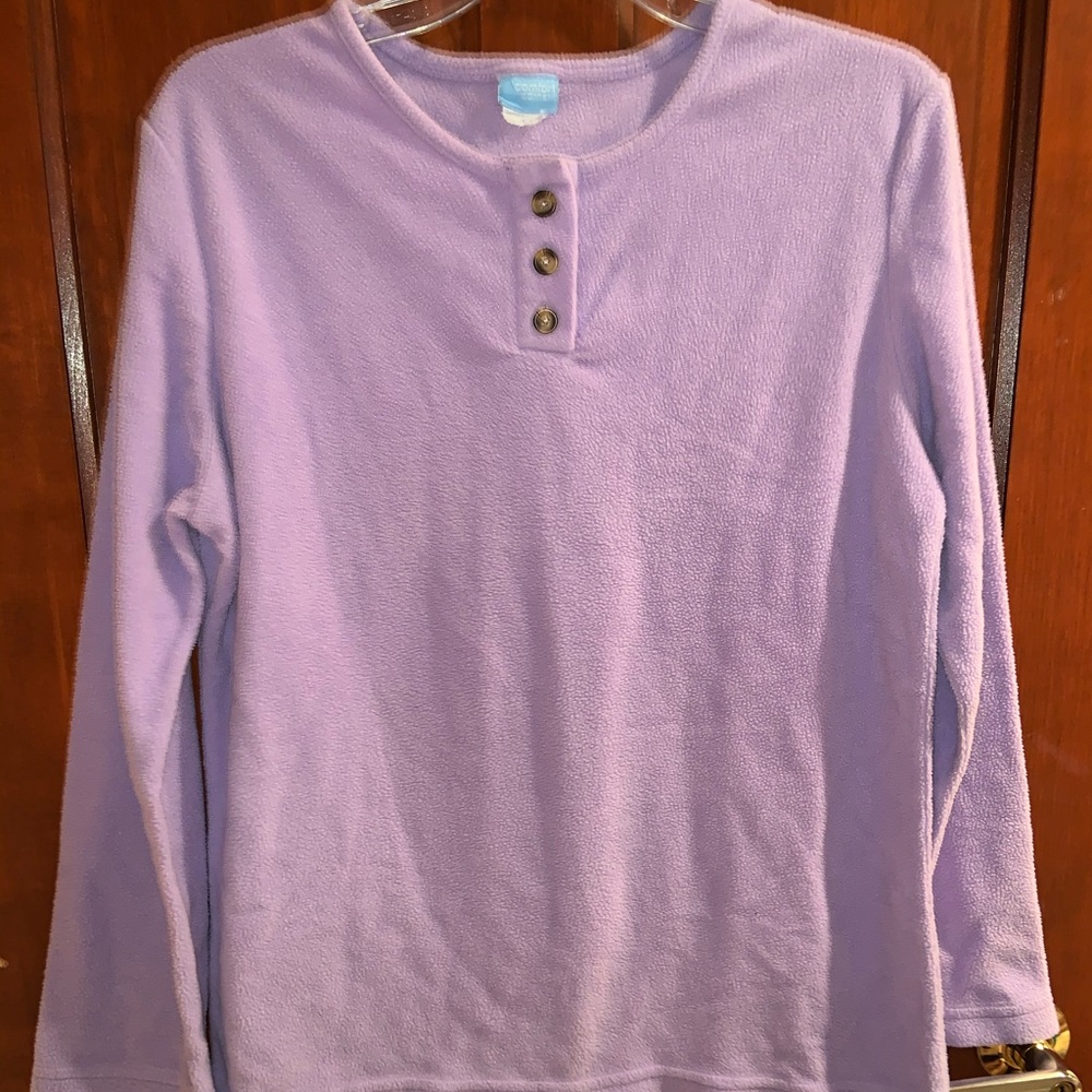 Comfort corner loungewear top